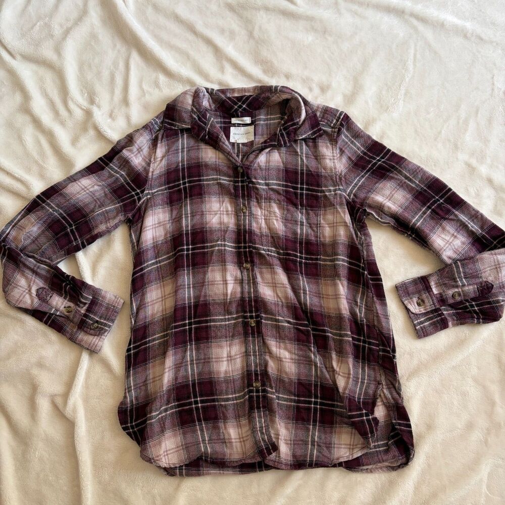 American Eagle Plaid Flannel Button-Up Shirt | Size Small